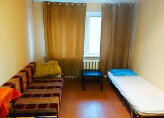 2-комнатная квартира в аренду, 42 м2, Первоуральск, улица Малышева, 7