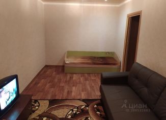 Однокомнатная квартира в аренду, 33 м2, Таганрог, улица Менделеева, 4