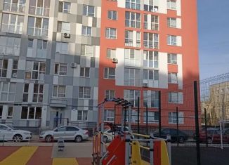 Сдается в аренду 3-комнатная квартира, 80 м2, Рязань, улица Шевченко, 82к2