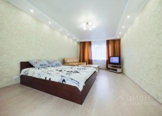 Сдам однокомнатную квартиру, 56 м2, Тверь, площадь Славы, 2