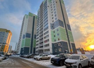 Сдам в аренду 1-комнатную квартиру, 47 м2, Пермь, улица Челюскинцев, 2А