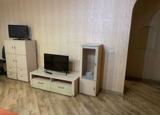 Сдам в аренду 3-комнатную квартиру, 70 м2, Белгородская область, проспект Славы, 76/9