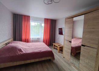 Сдаю 1-комнатную квартиру, 38 м2, Смоленск, улица Маршала Ерёменко, 14