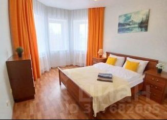Сдаю в аренду 2-комнатную квартиру, 65 м2, Вологда, Советский проспект, 84А