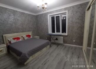 Аренда двухкомнатной квартиры, 64 м2, Избербаш, улица К. Караева, 1А