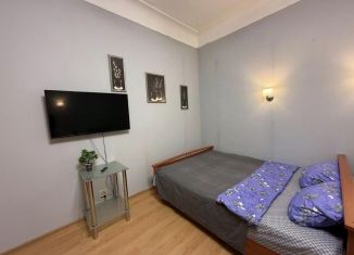 Сдаю 1-ком. квартиру, 33 м2, Мурманск, улица Самойловой, 3