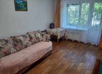 2-комнатная квартира в аренду, 50 м2, Тихвин, 1-й микрорайон, 22