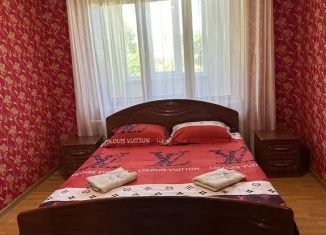 Сдам 3-ком. квартиру, 85 м2, Дагестан, улица М. Далгата, 1