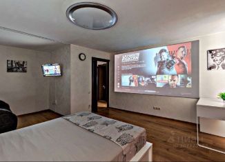 Сдаю 1-ком. квартиру, 41 м2, Самара, Молодогвардейская улица, 225