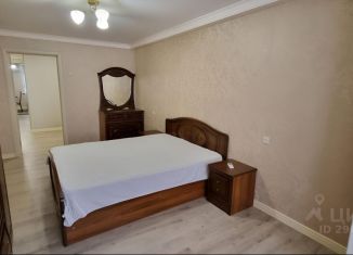 Сдается в аренду двухкомнатная квартира, 75 м2, Дербент, улица М. Далгата, 1А
