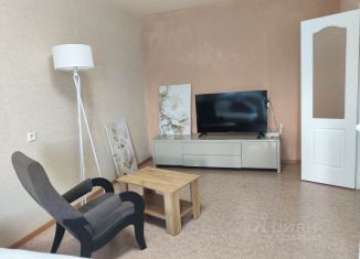 Сдаю 1-комнатную квартиру, 38 м2, Северск, Новый проезд, 4