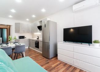Сдам двухкомнатную квартиру, 53 м2, Омск, улица Степанца, 3
