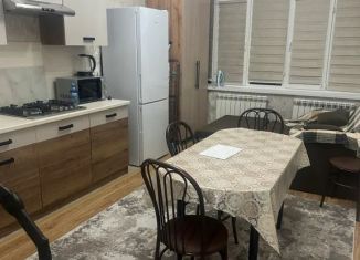 Сдаю в аренду 1-комнатную квартиру, 52 м2, Дербент, улица М. Далгата, 1Ак1