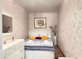 Аренда двухкомнатной квартиры, 45 м2, Мурманск, улица Самойловой, 16