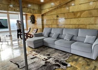 Сдача в аренду 3-ком. квартиры, 100 м2, Дагестан, улица Совзихана Совзиханова, 69А