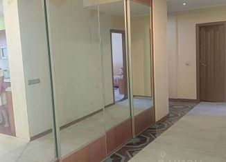Продаю 3-ком. квартиру, 113.7 м2, Брянская область, улица Богдана Хмельницкого, 37