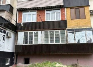 Продажа 2-ком. квартиры, 61.1 м2, Кабардино-Балкария, Кабардинская улица, 195