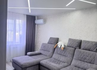 Продам 3-комнатную квартиру, 64 м2, Саранск, улица Богдана Хмельницкого, 12с1