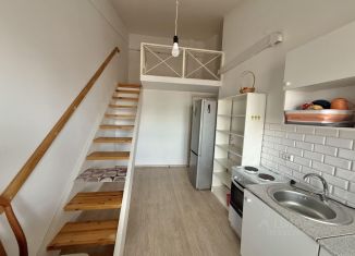 Продается 1-комнатная квартира, 37 м2, поселок Дзержинск, микрорайон Современник, 9