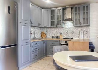 Трехкомнатная квартира на продажу, 67 м2, Псковская область, улица Рокоссовского, 48