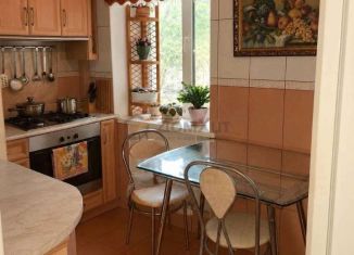 Продается трехкомнатная квартира, 63 м2, Крым, Плотинная улица, 13