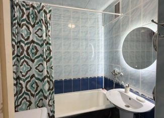 Продаю 2-комнатную квартиру, 67.5 м2, Чебоксары, Ленинский район, улица Богдана Хмельницкого, 76