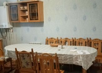 Продается двухкомнатная квартира, 133 м2, Чувашия, улица Карла Маркса, 113