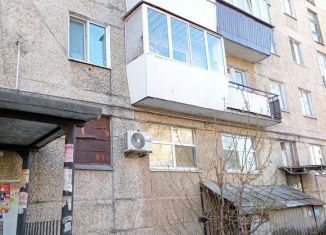 Продаю 2-ком. квартиру, 46.4 м2, Полевской, улица Карла Маркса, 2А