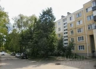 Продается 2-комнатная квартира, 56 м2, Алатырь, улица Богдана Хмельницкого, 29