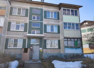 Продажа 2-ком. квартиры, 52 м2, Московская область, посёлок учхоза Александрово, 19