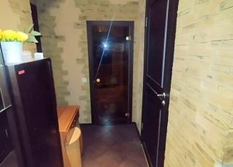 Продается 2-комнатная квартира, 56 м2, городской посёлок Мга, Советский проспект, 56