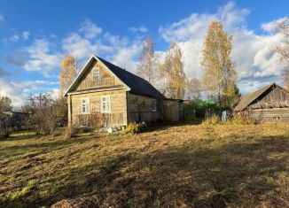 Продаю дом, 60 м2, рабочий посёлок Дедовичи, улица Юры Иванова, 74