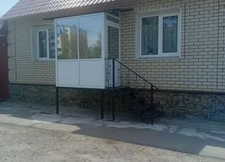 Сдается в аренду дом, 81 м2, Саратовская область, улица Ермощенко, 146