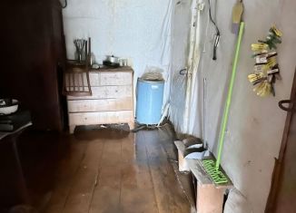 Продажа дома, 50 м2, поселок городского типа Спирово, улица Карабиха, 32