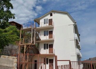 Продам коттедж, 185 м2, поселок Семидворье