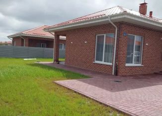 Сдается в аренду дом, 96 м2, Калининградская область, Софийская улица, 6