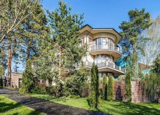 Продам дом, 2500 м2, село Знаменское