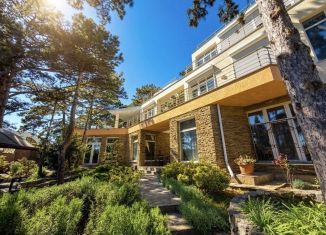 Продам дом, 289 м2, поселок городского типа Восход, улица Авроры, 4А