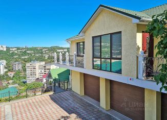 Продаю дом, 461 м2, Крым, улица Клары Цеткин