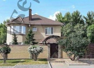Продам коттедж, 248 м2, село Таврово