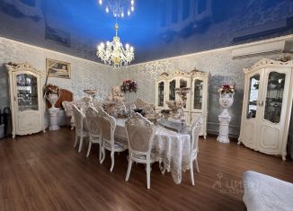 Продается дом, 450 м2, Саратов, Стадионная улица, 33А