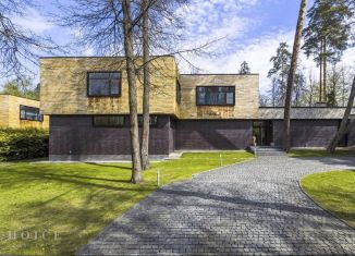 Продам дом, 640 м2, деревня Бородки