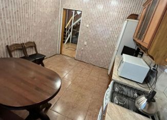 Сдается в аренду дом, 150 м2, Кисловодск, улица Тельмана, 39