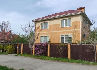Продаю коттедж, 200 м2, Ростовская область, улица Ветеранов, 62А