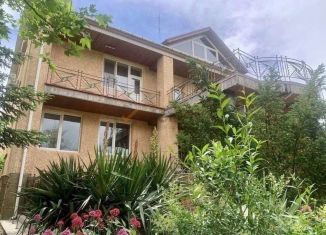 Продажа дома, 853 м2, село Уютное, улица Отар-Мойнак, 53
