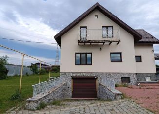 Продаю коттедж, 215 м2, Свердловская область, улица Чапаева, 12