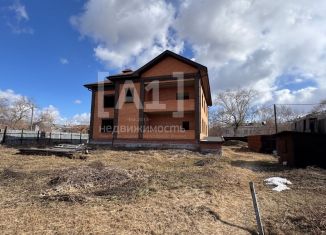Продаю дом, 600 м2, Копейск, улица Тореза, 8
