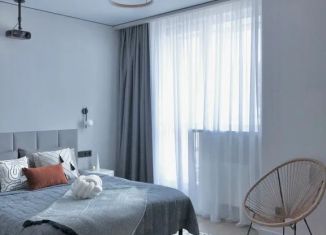 Сдам однокомнатную квартиру, 50 м2, Самара, улица Карла Либкнехта, 8, метро Алабинская