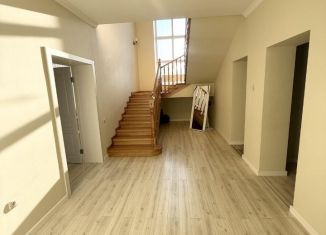 Продаю коттедж, 192 м2, Республика Башкортостан, улица Мустая Карима, 20