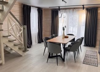 Аренда дома, 150 м2, поселок городского типа Шерегеш, улица Строителей, 42